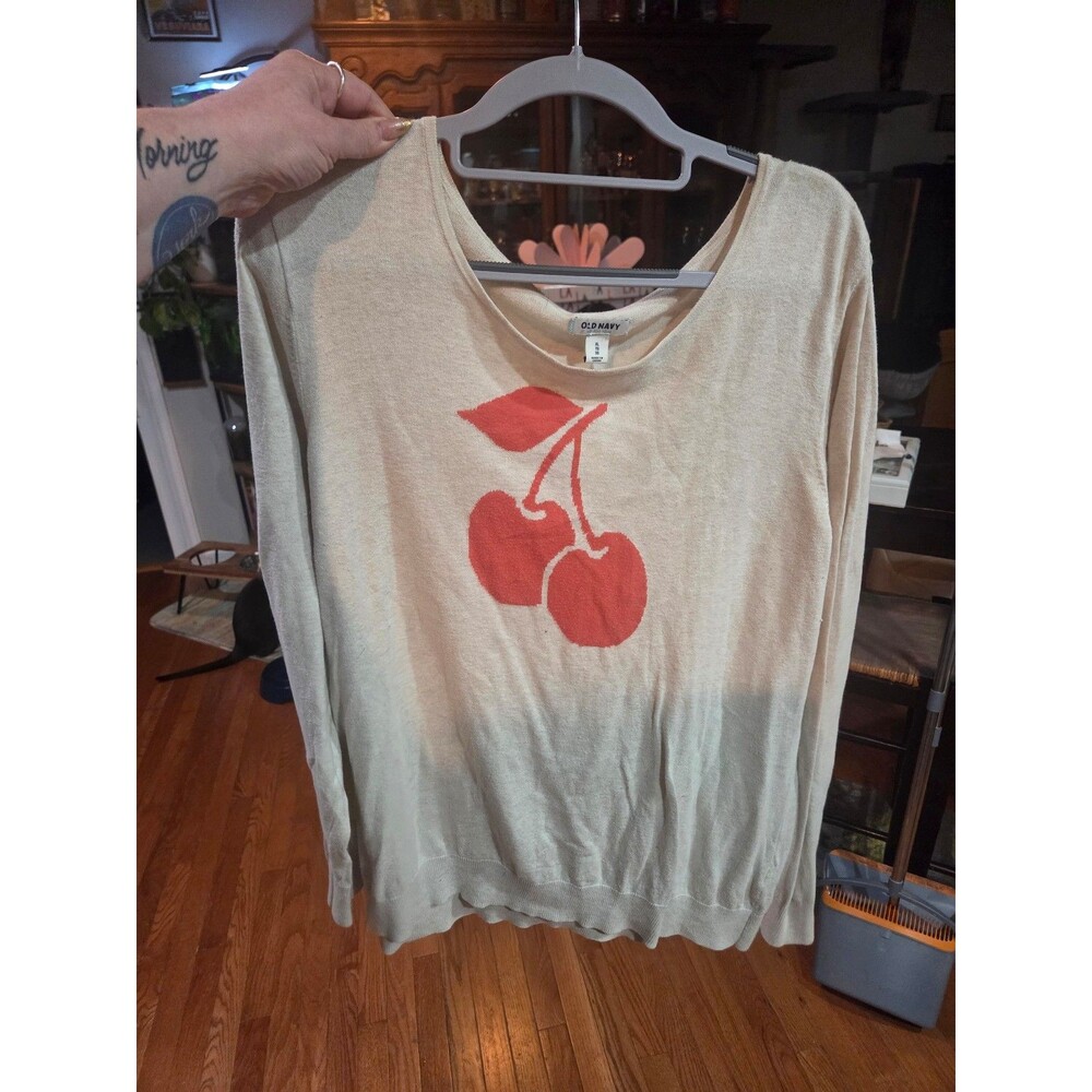 Old Navy Sweater